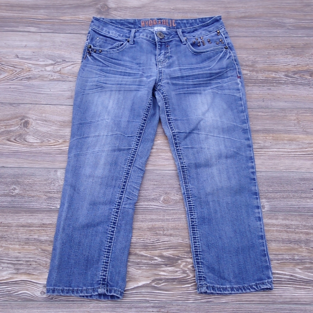 Hydraulic Embellished Denim Jean Capri Pants